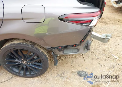 2024 Toyota Camry Hybrid Xse z USA, uszkodzony, nr VIN 4T1K31AK3RU073094